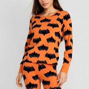 NWT - Women's Old Navy Halloween Pajama Top, Let's Go Batty, Size XS, See Pics